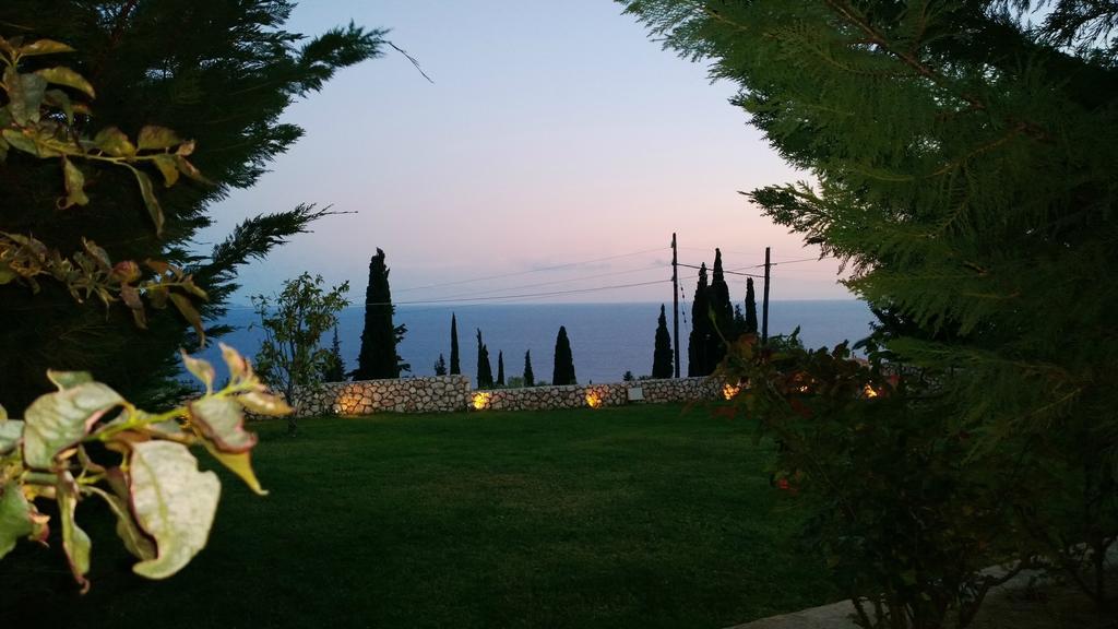 Erofili Villas Lourdata (Kefalonia) Exterior foto